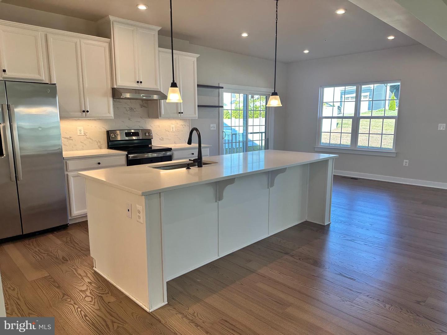 8344 Legacy Cir — photo