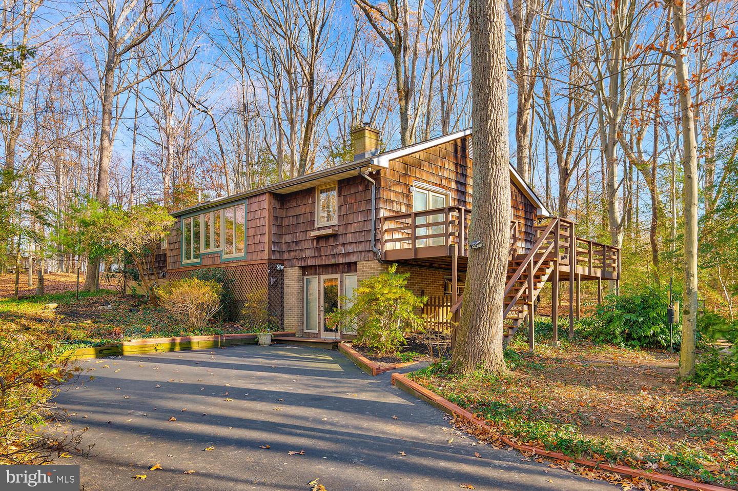 111 Autumn Ct — photo