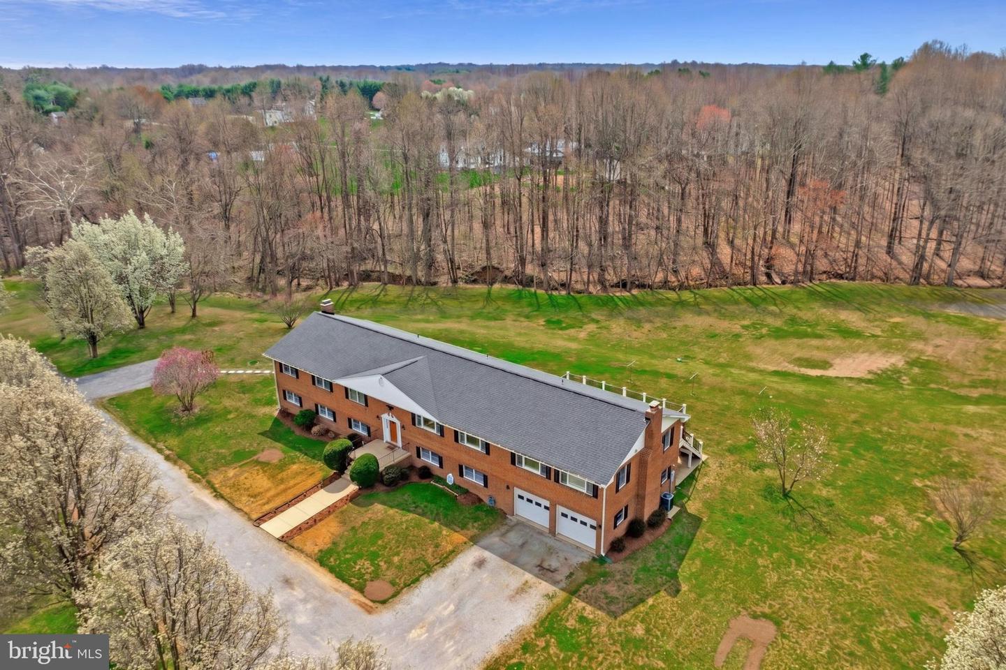 7290 Southern Maryland Blvd — photo