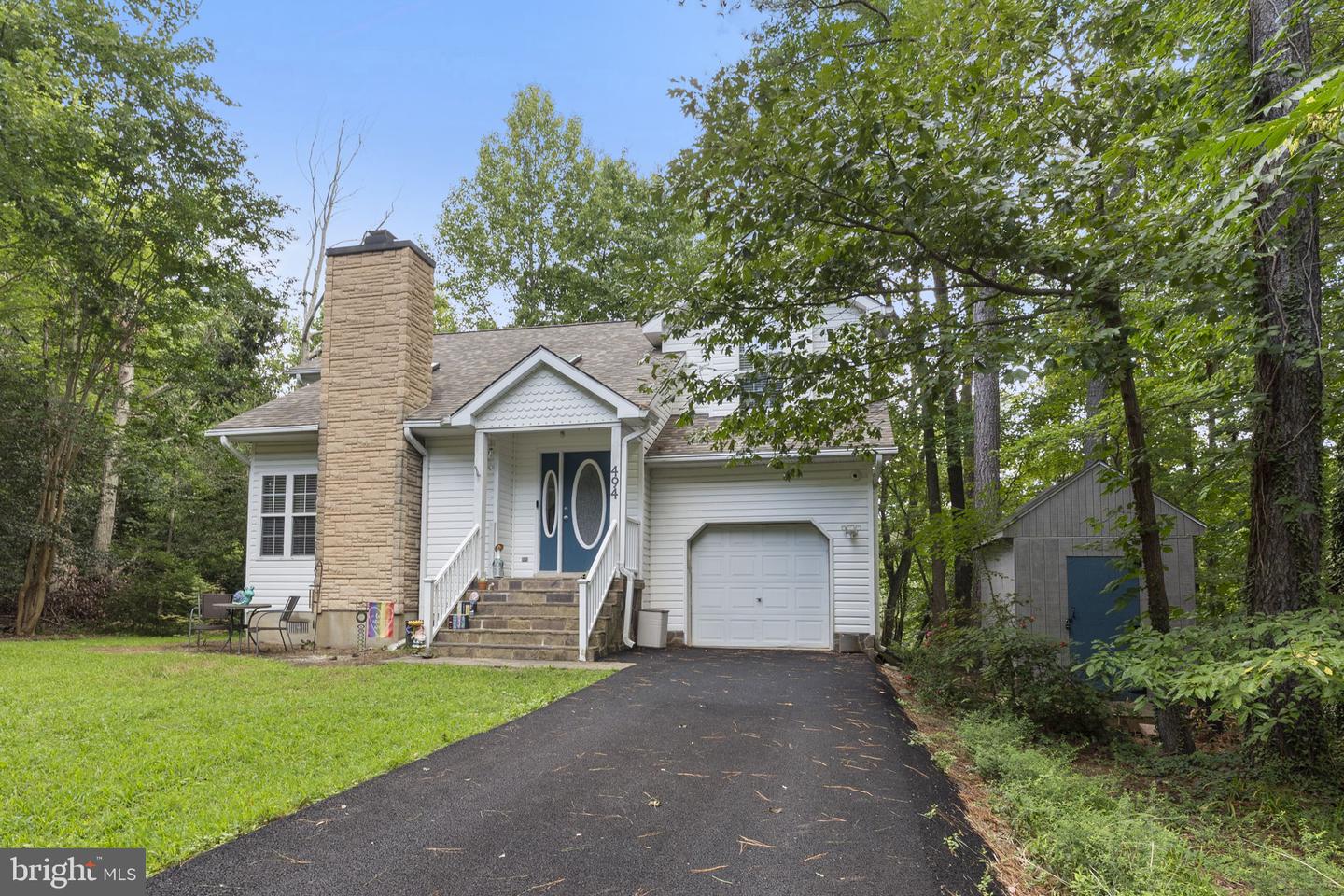 494 Dogwood Dr — photo