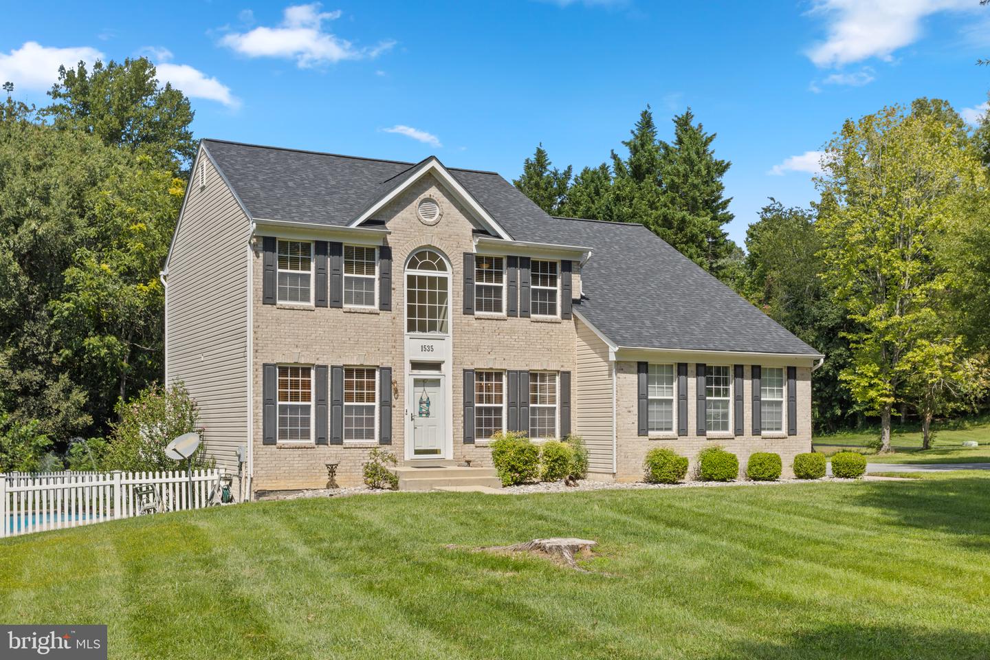 1535 Biltmore Ct — photo