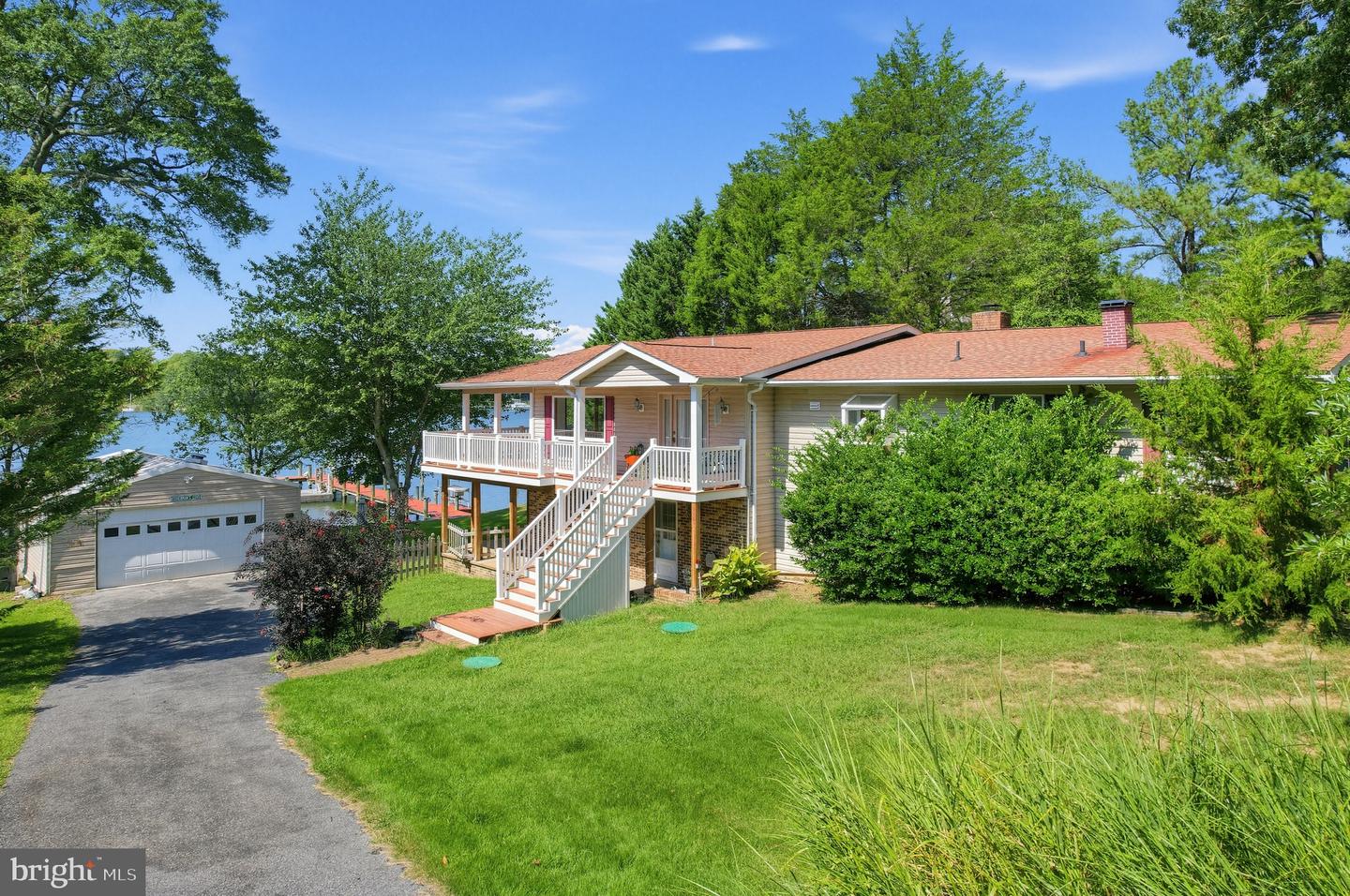 373 Deer Dr — photo