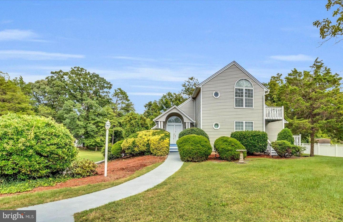 1444 Gregg Dr — photo