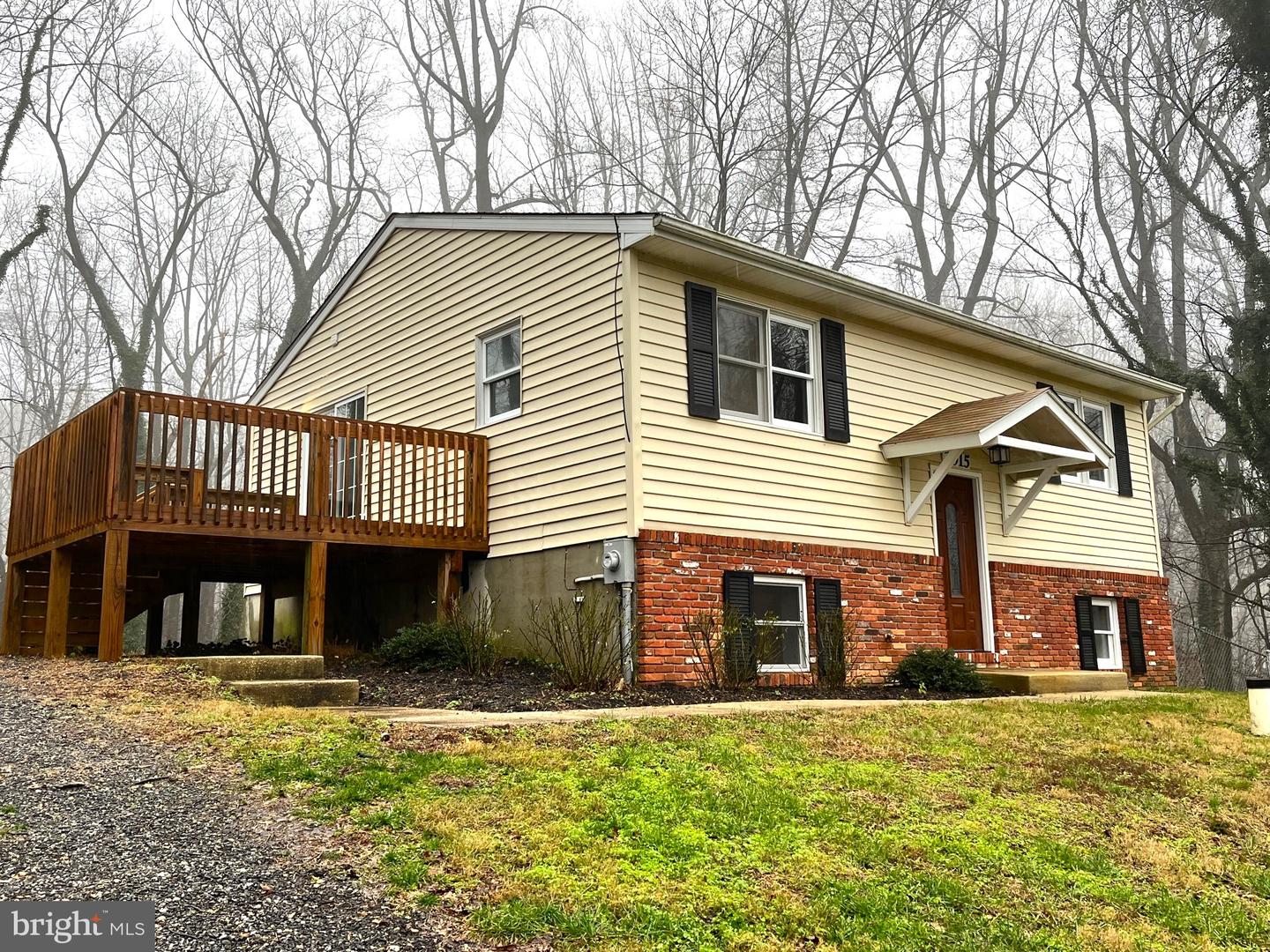 2015 Walnut Rd — photo