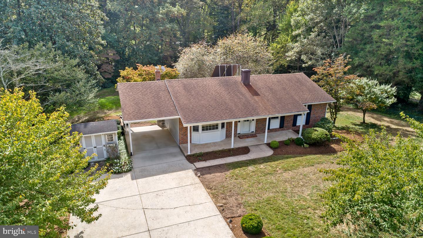 3402 King Dr — photo
