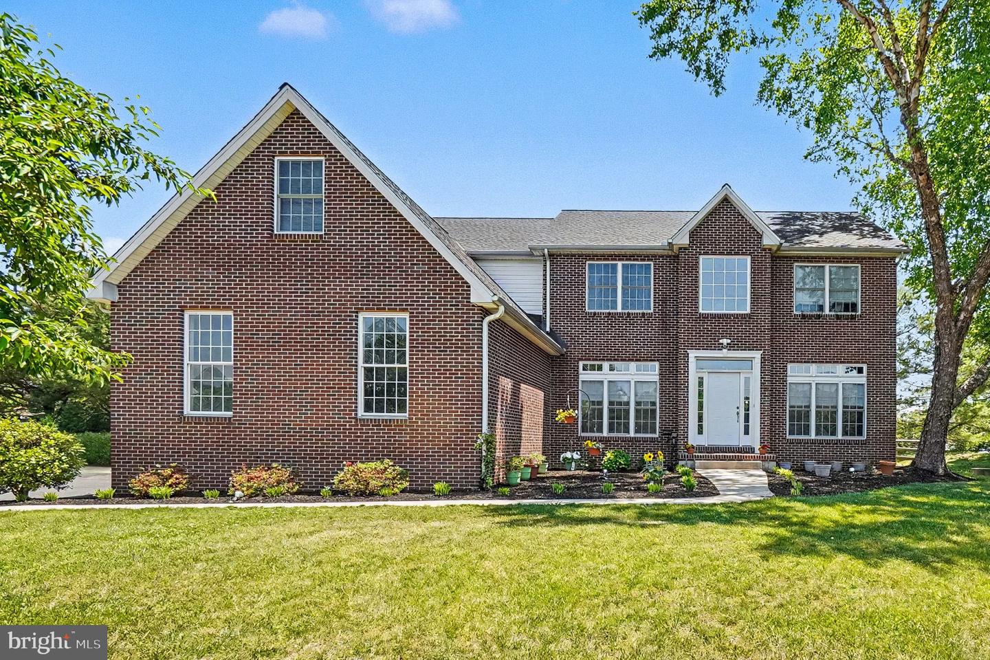 64 Open Meadow Ct — photo