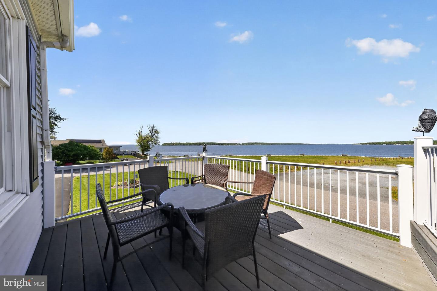 114 Bluff Rd — photo