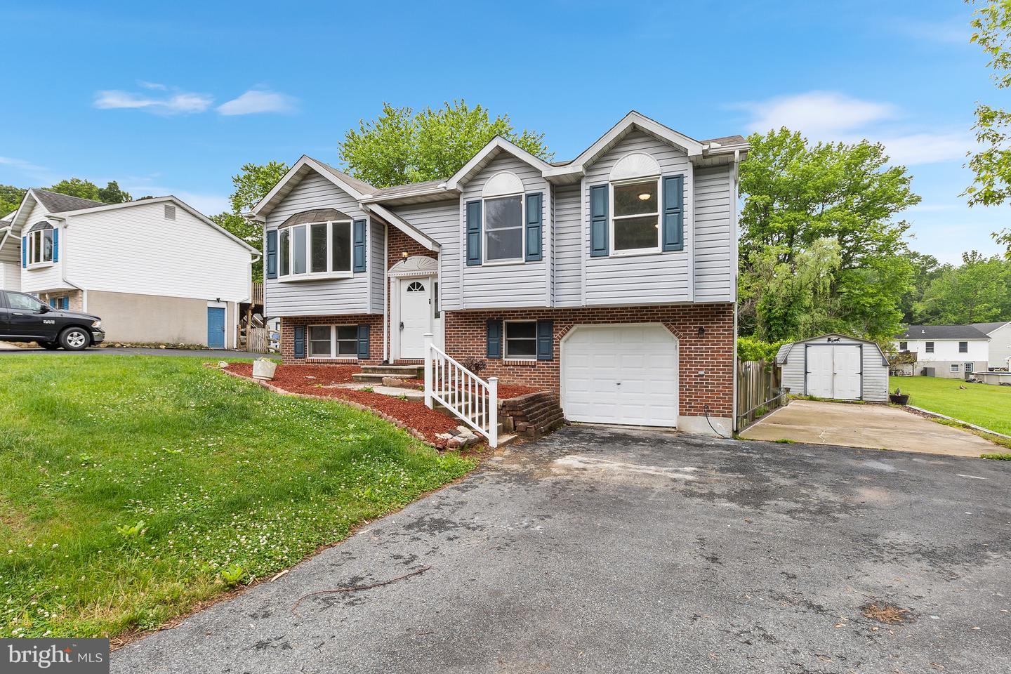 107 Highland Dr — photo