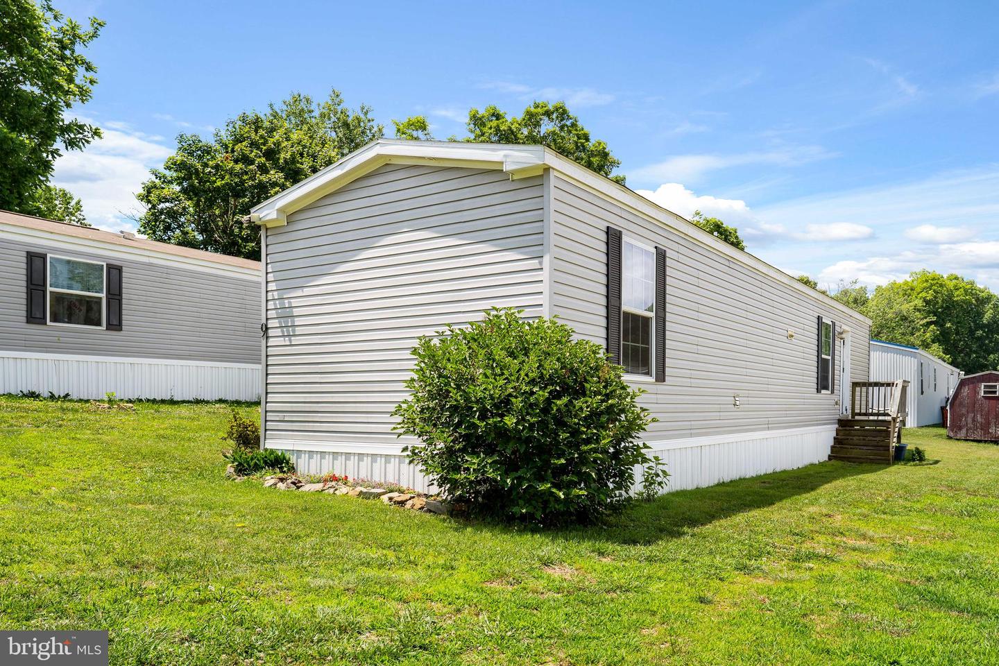 9 Northview — photo