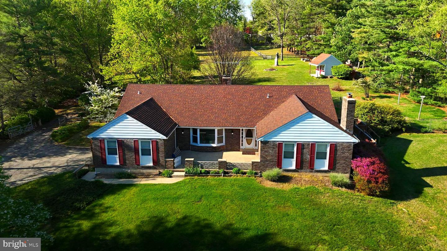 169 Providence Rd — photo