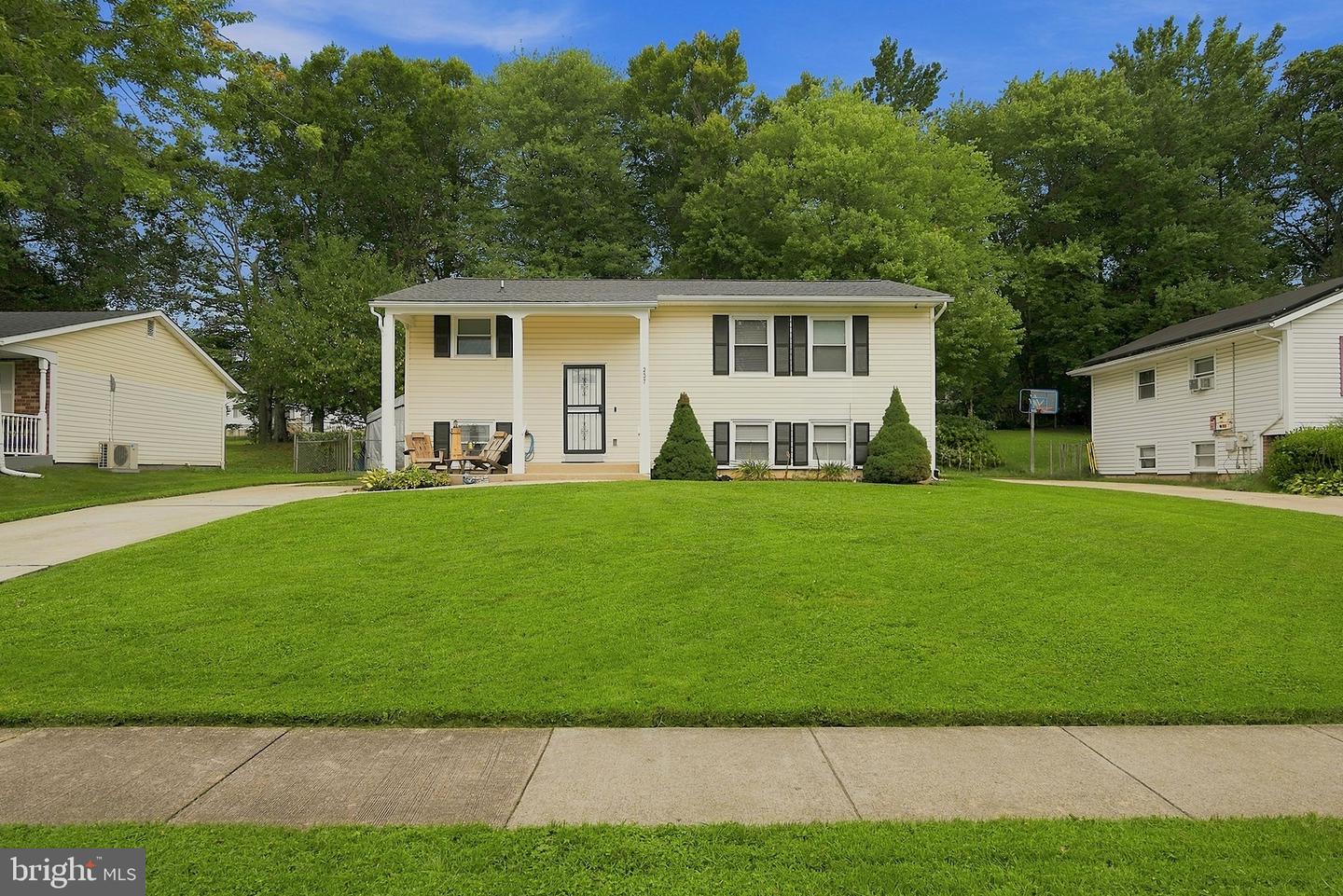 237 Courtney Dr — photo