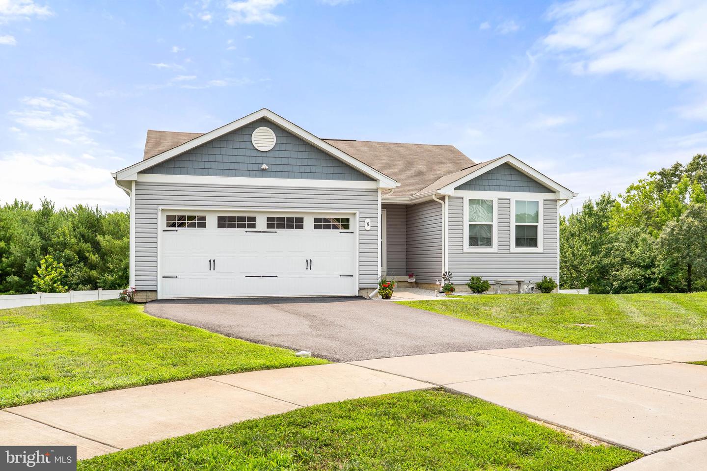 8 Crabapple Ct — photo