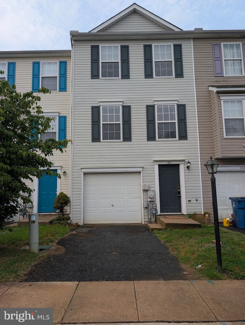 160 Independence Dr — photo