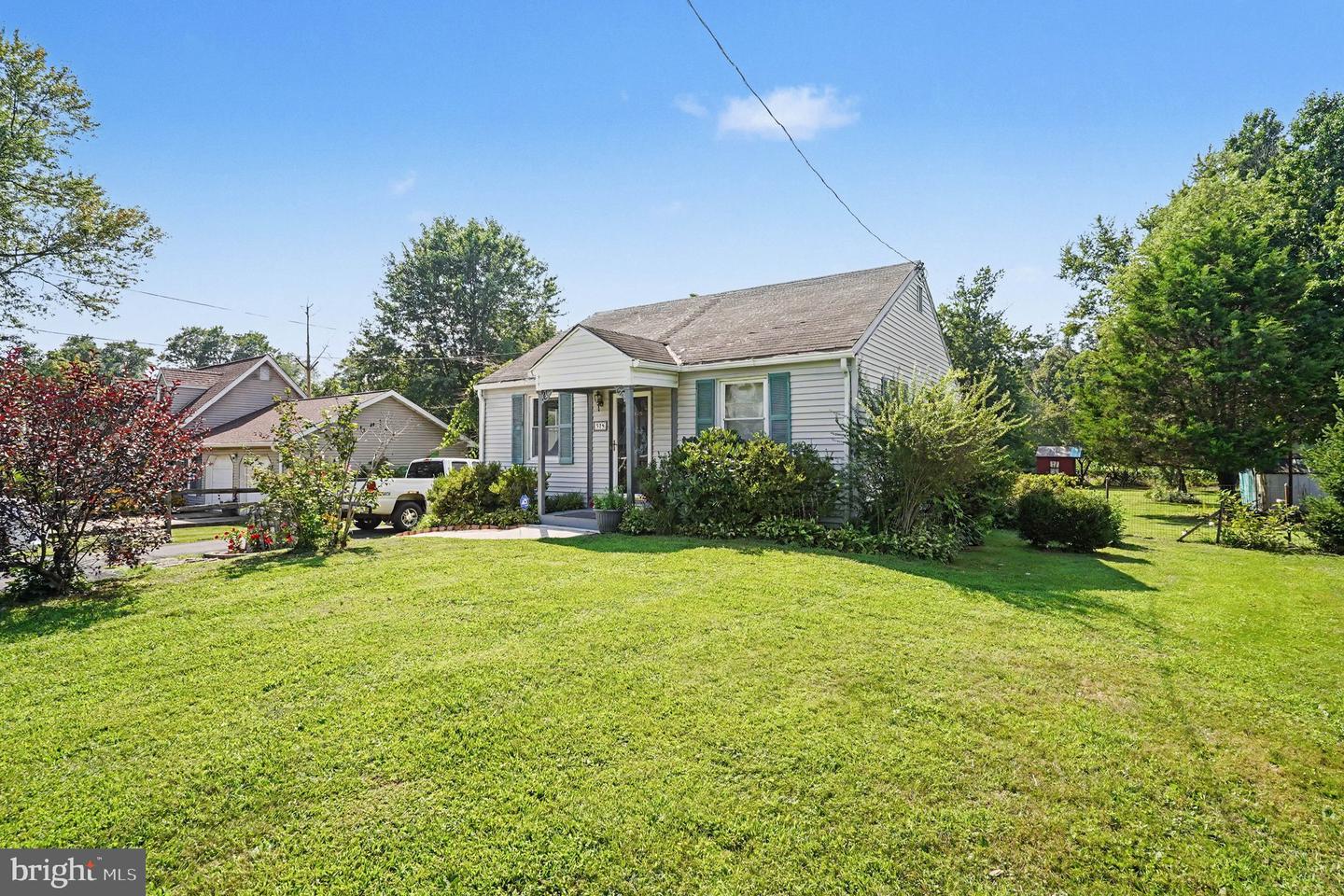 379 Appleton Rd — photo
