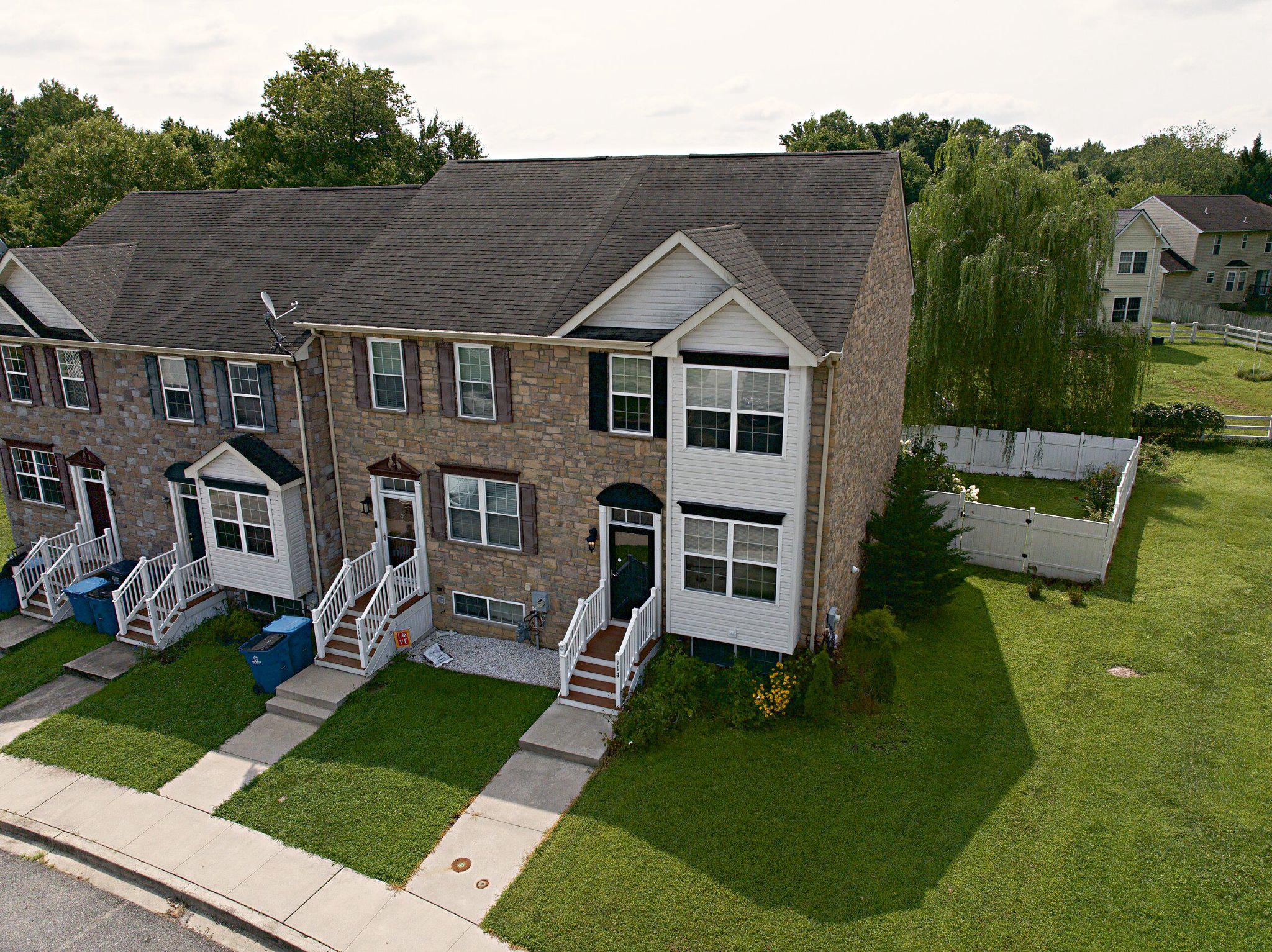 114 Vince Dr — photo