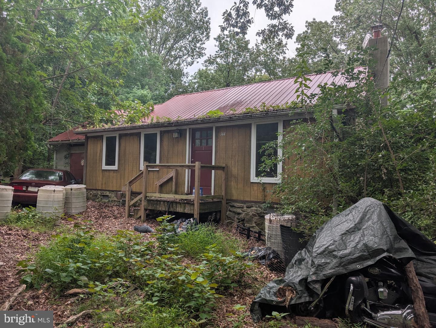 144 Black Hill Rd — photo