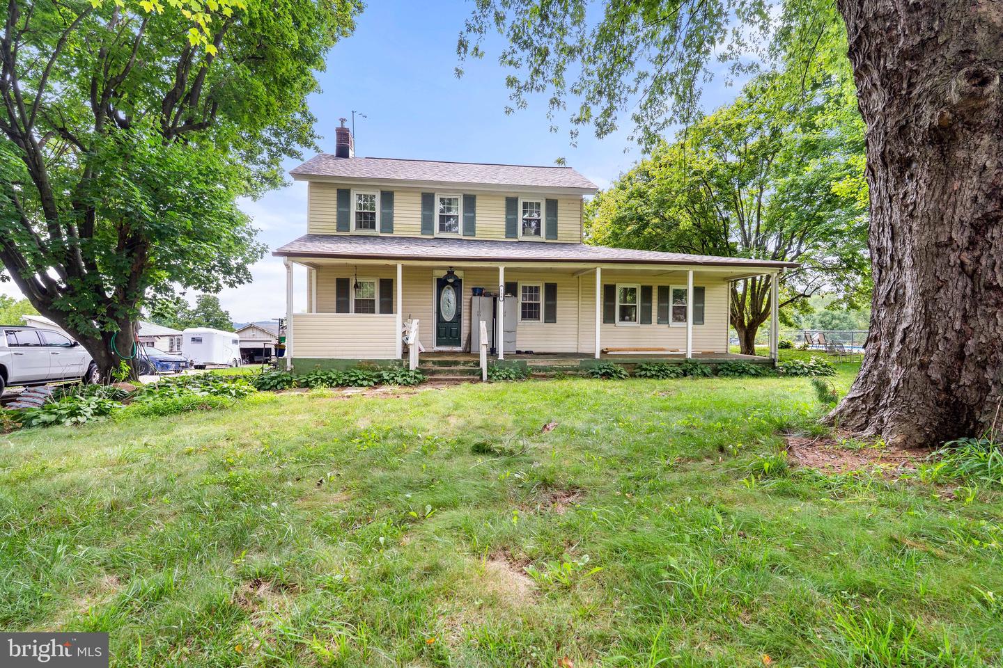 136 Crossland Ln — photo