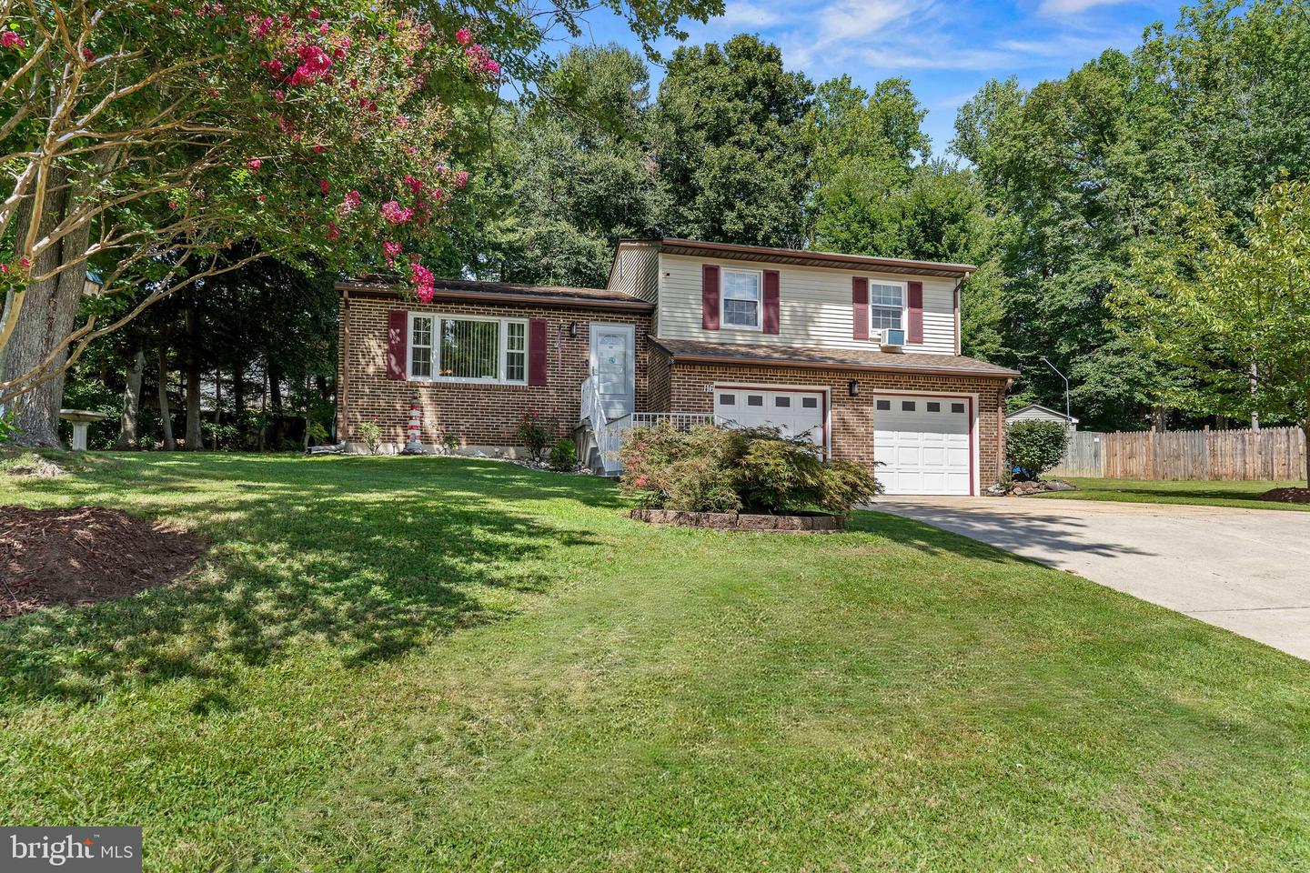 116 Montague Ln — photo