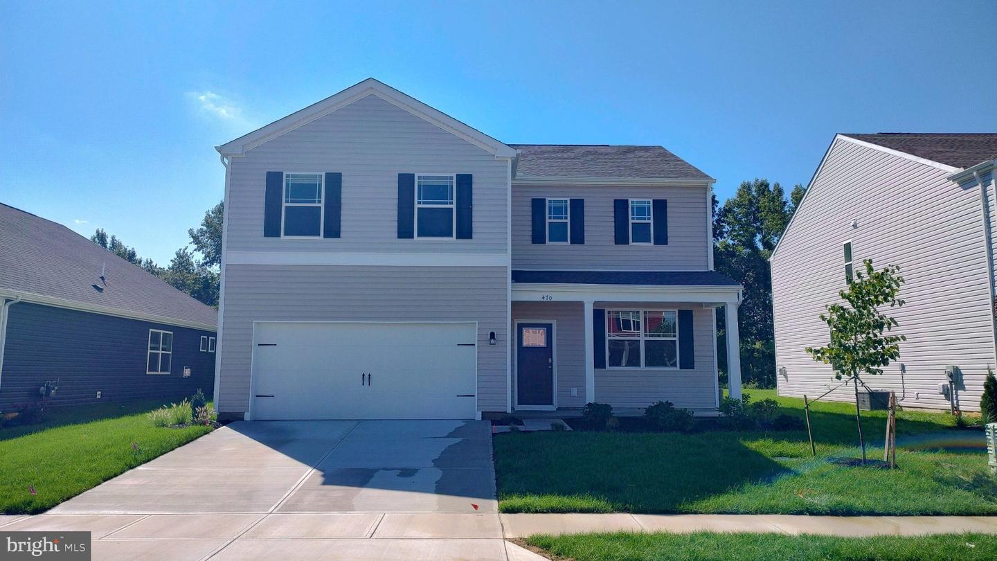 604 Heathrow Cir — photo