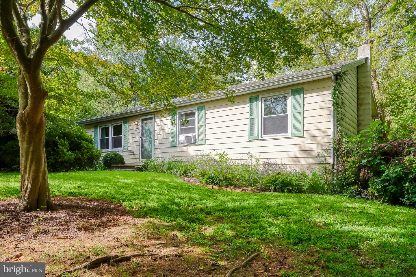422 N Walnut St — photo