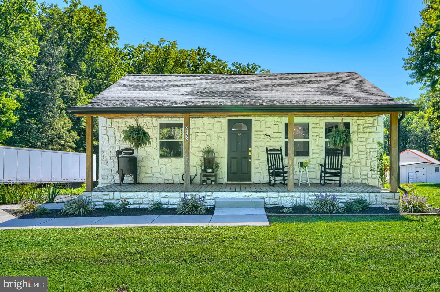 2432 Theodore Rd — photo