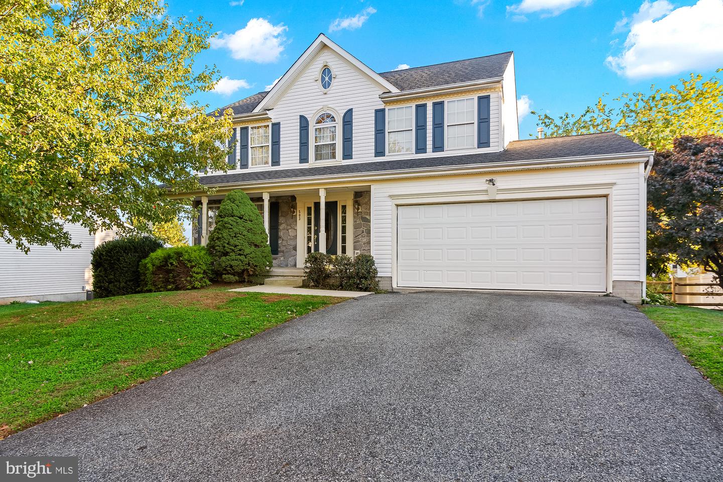 503 Piney Point Dr E — photo