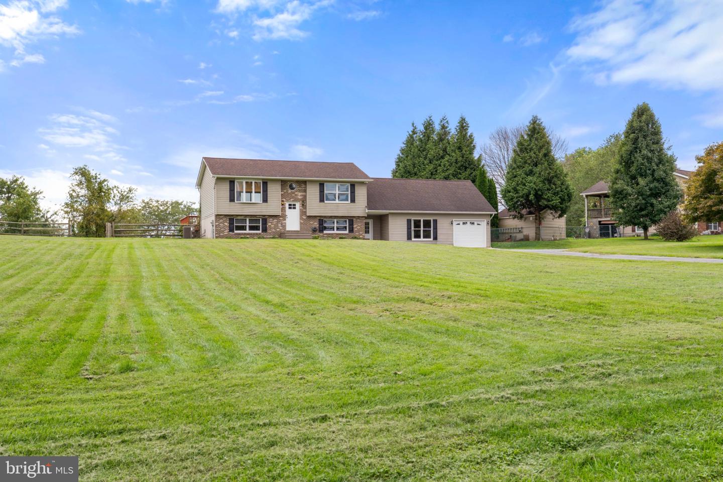 80 Skyline Dr — photo