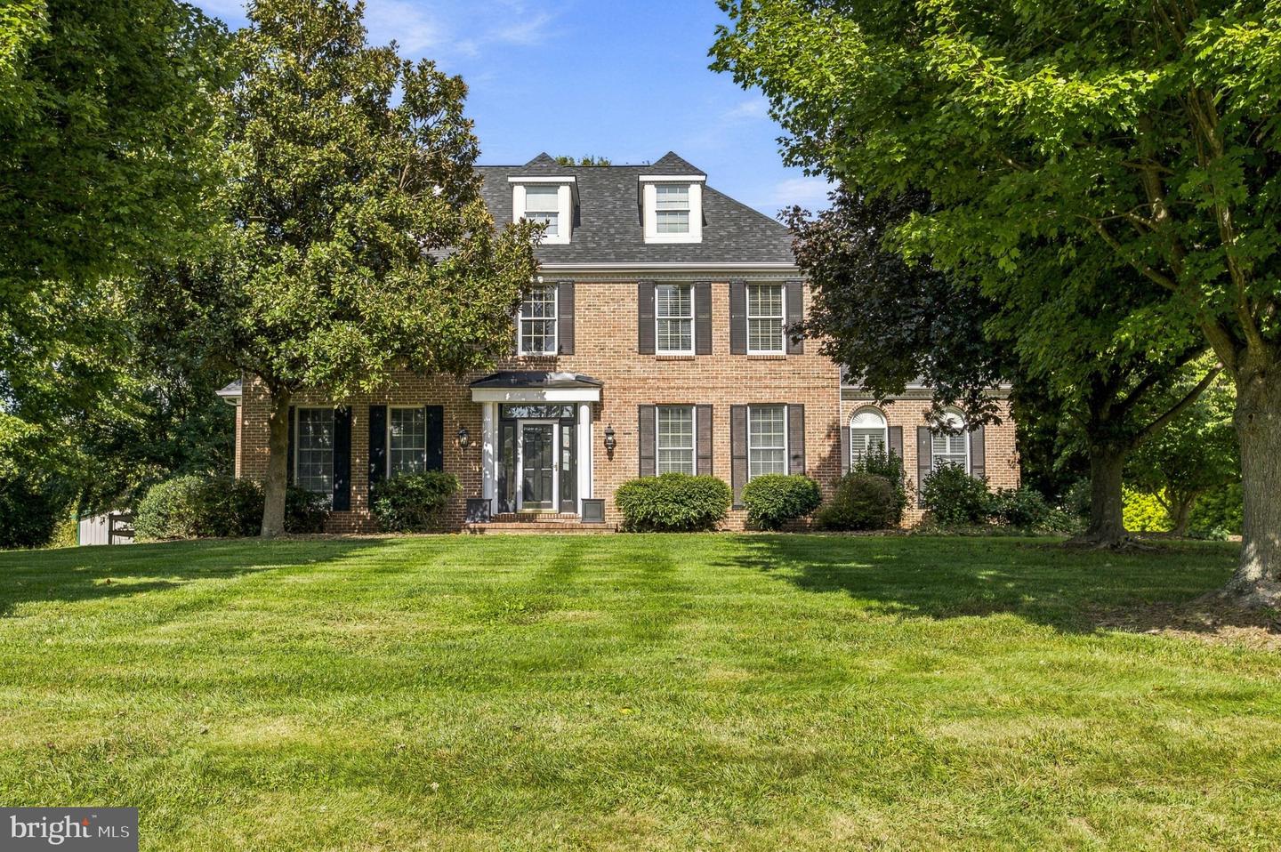27 Steeple Chase Ln — photo
