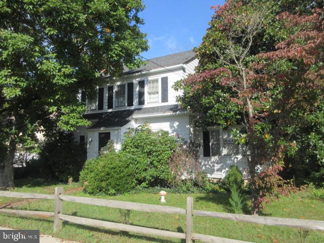 269 E Main St — photo