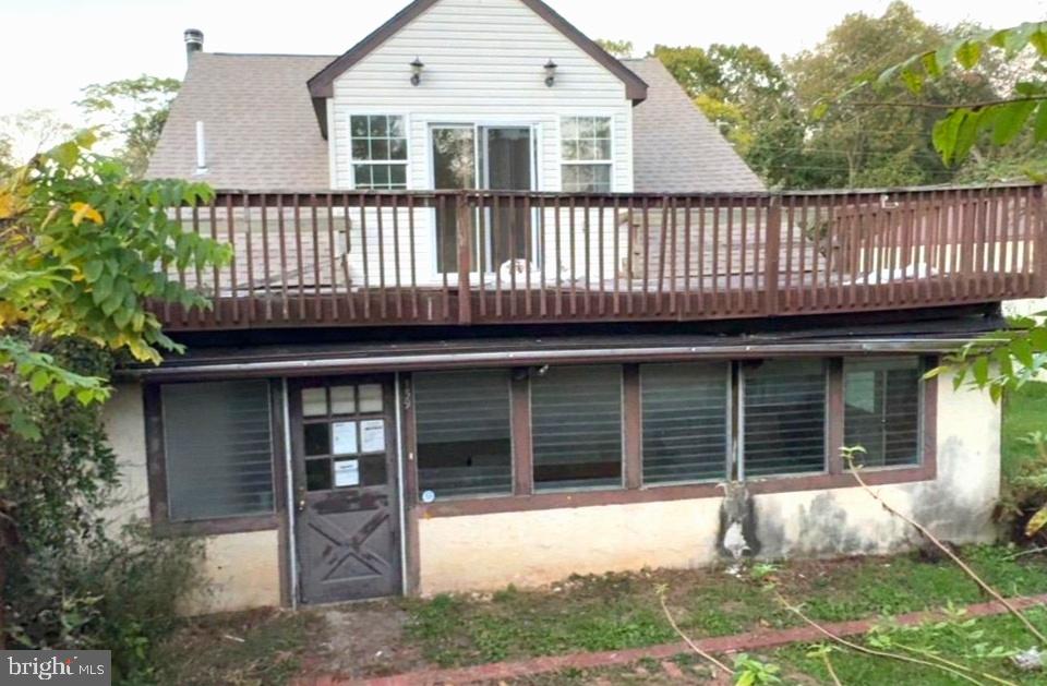 159 Park Dr — photo