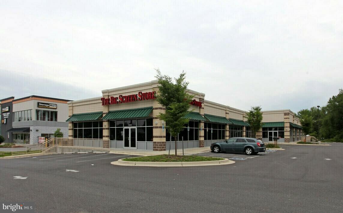 2431 Crain Hwy — photo