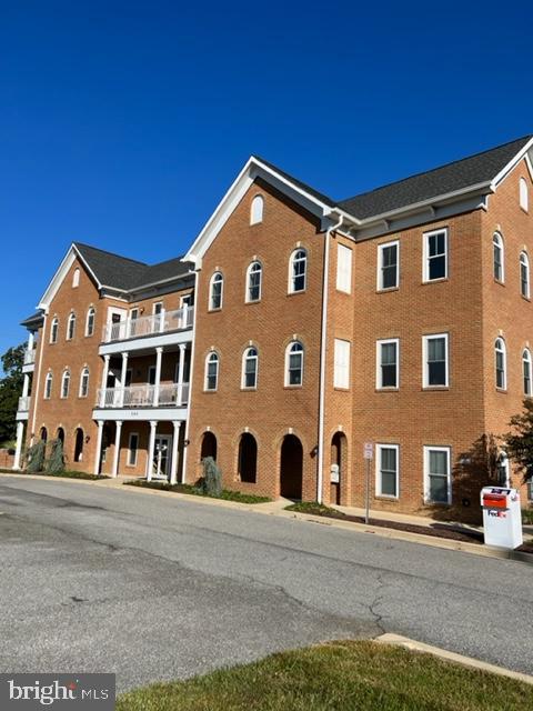 204-Su 4-D Washington Ave #301 4 D — photo