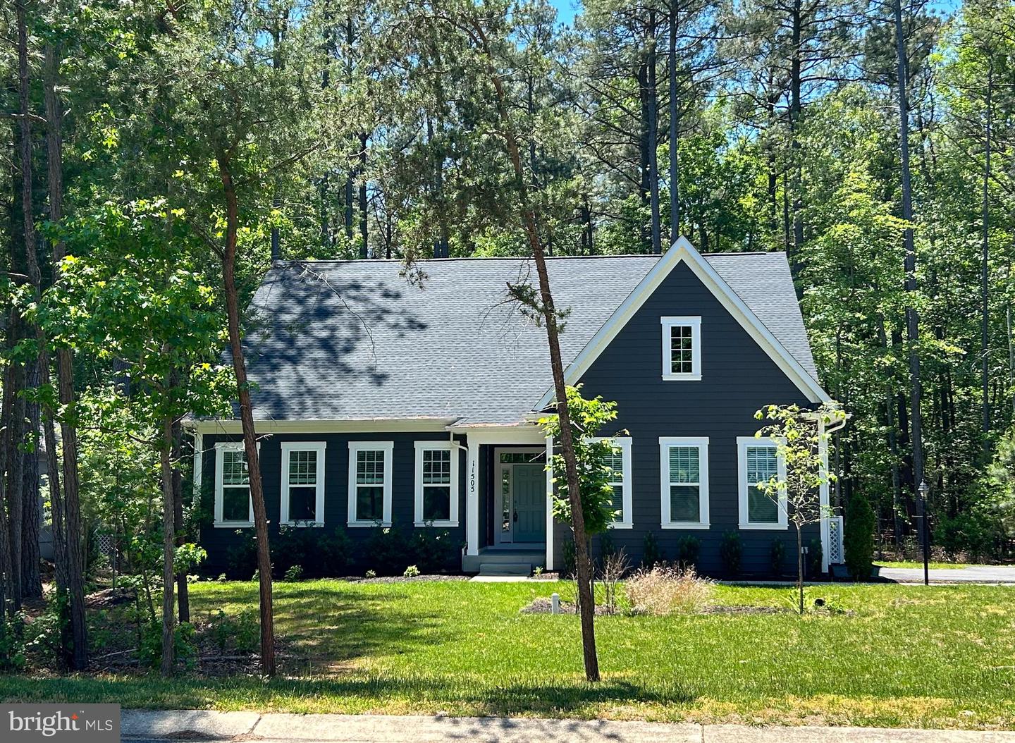 11505 Beacon Hill Ct — photo