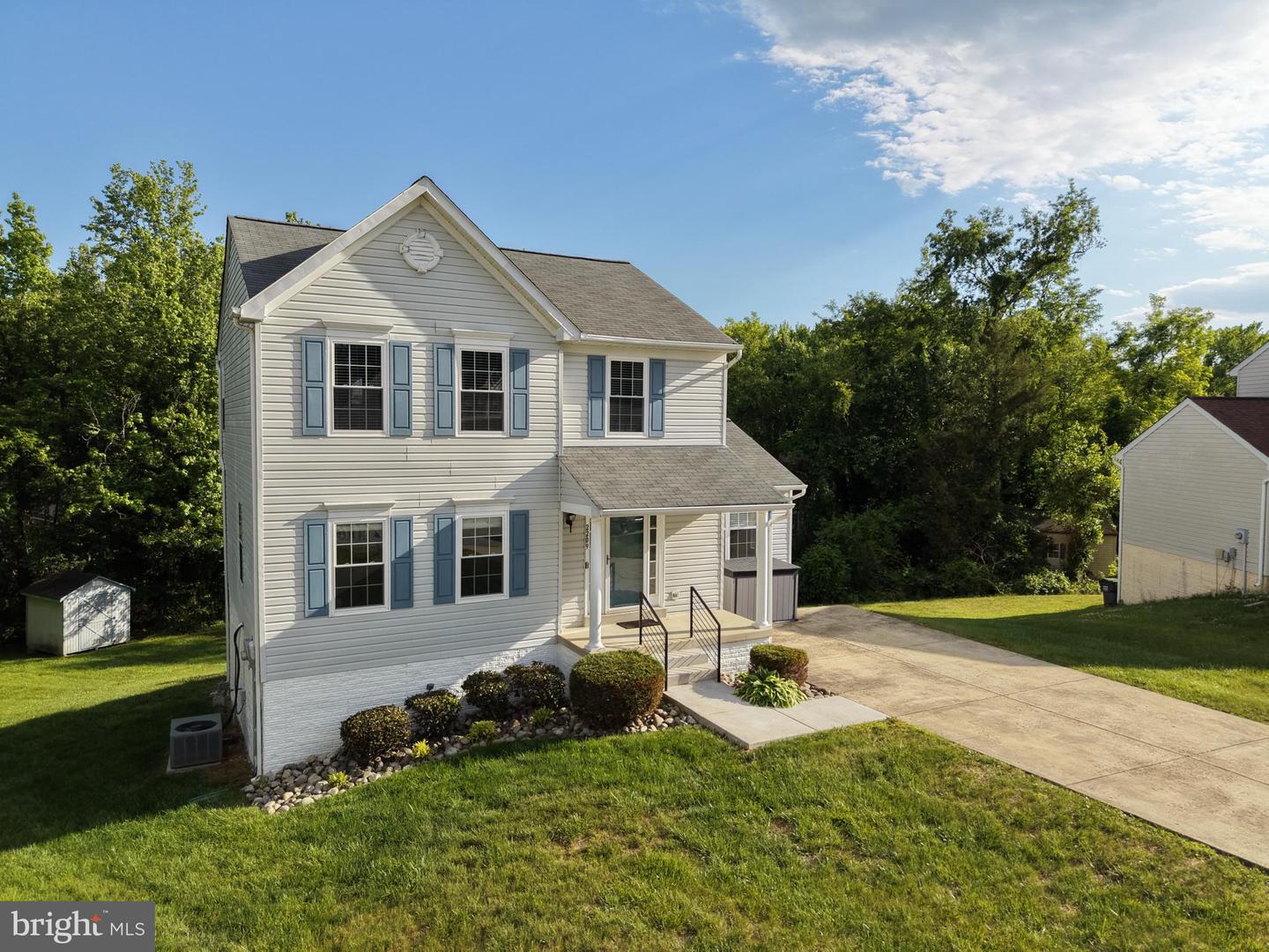 2209 Jason Ct — photo