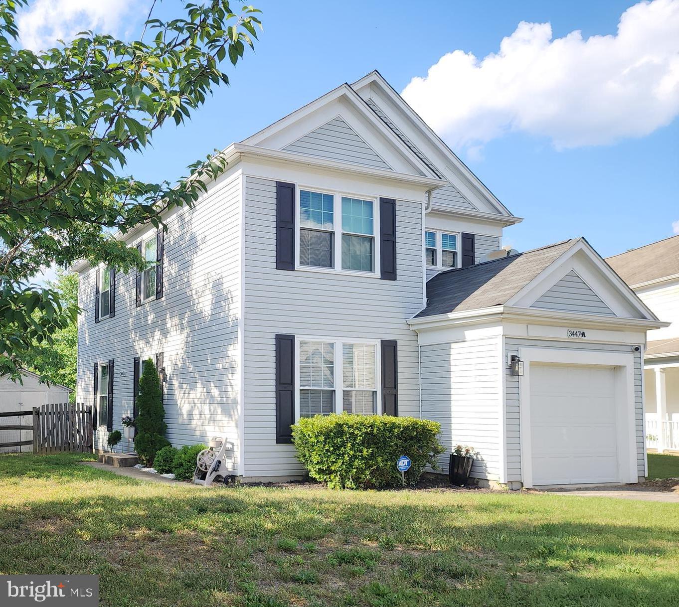 3447-A Iris Pl — photo