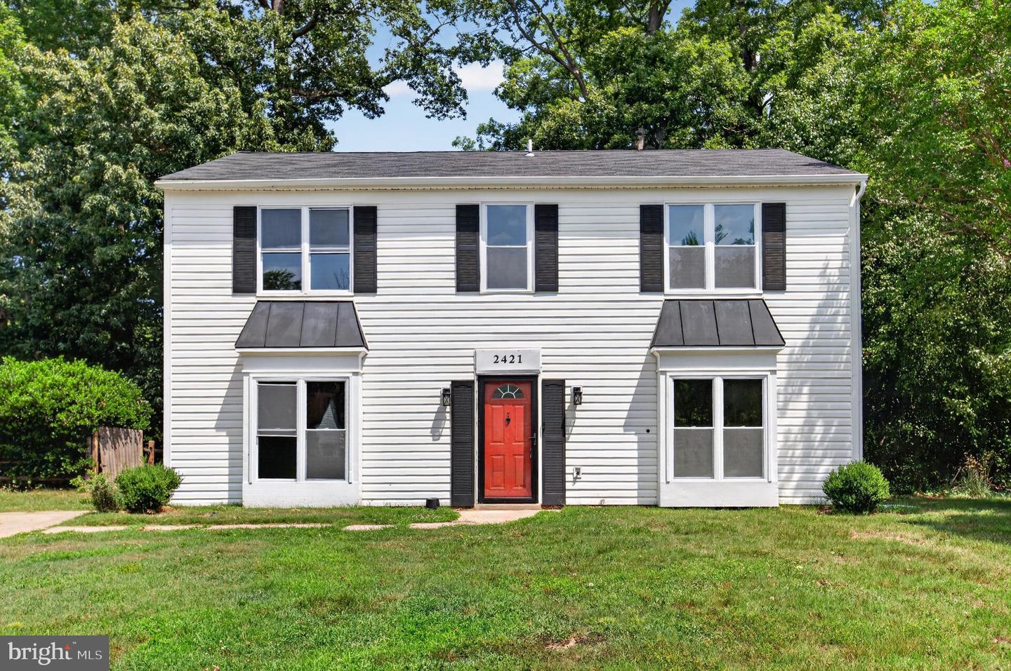 2421 York Ct — photo