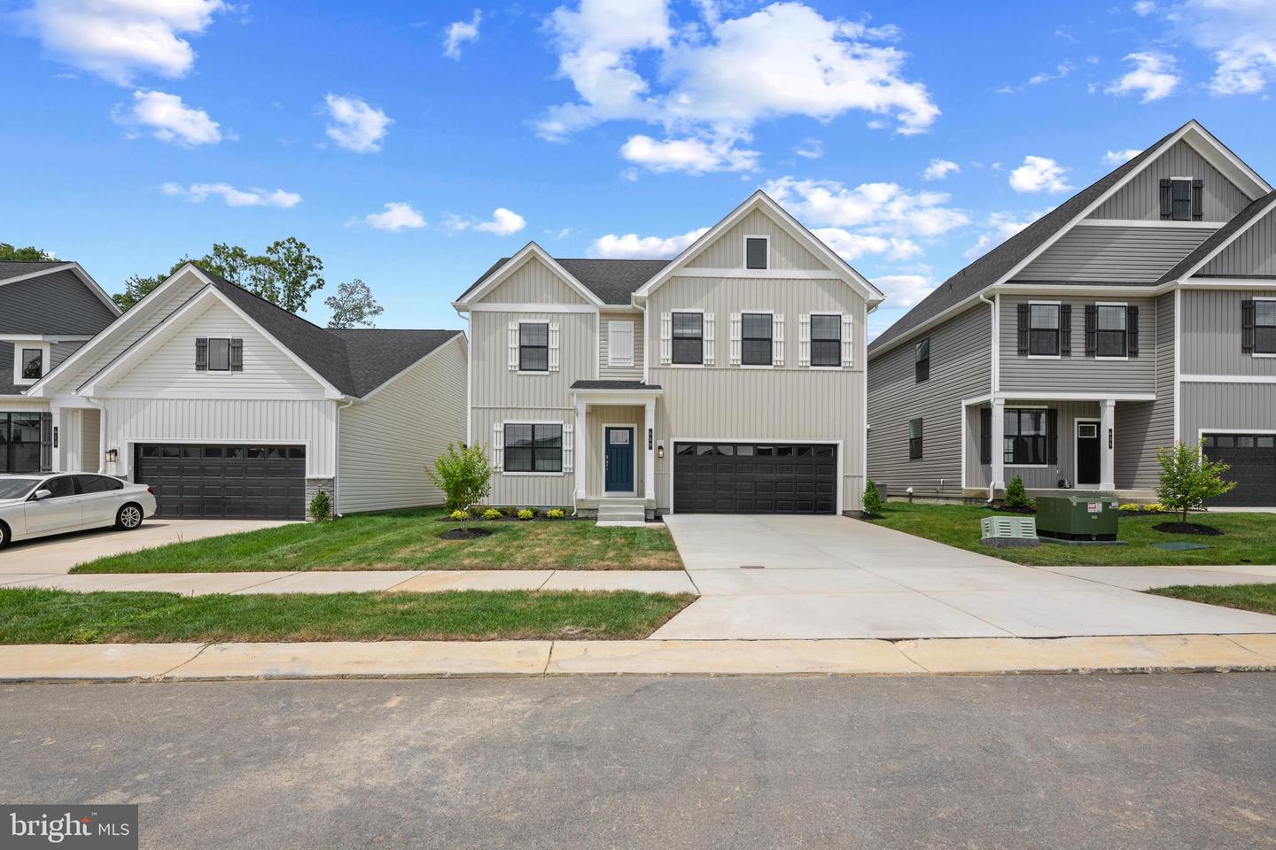 509 Twisted Twig Ln — photo