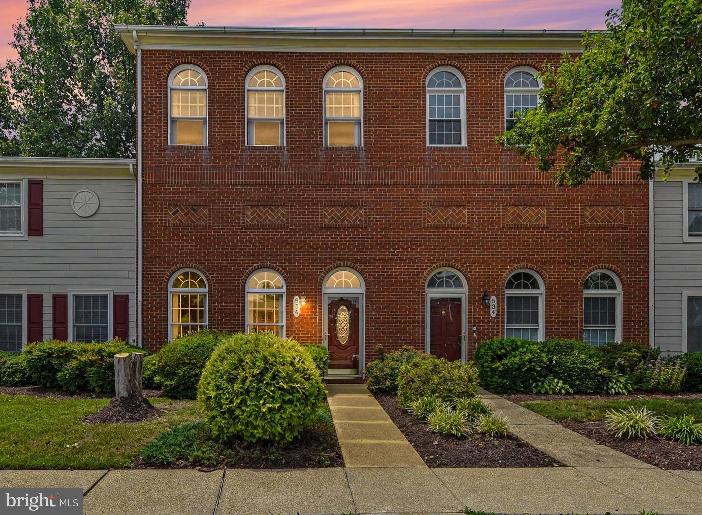 536 Quince Ct — photo