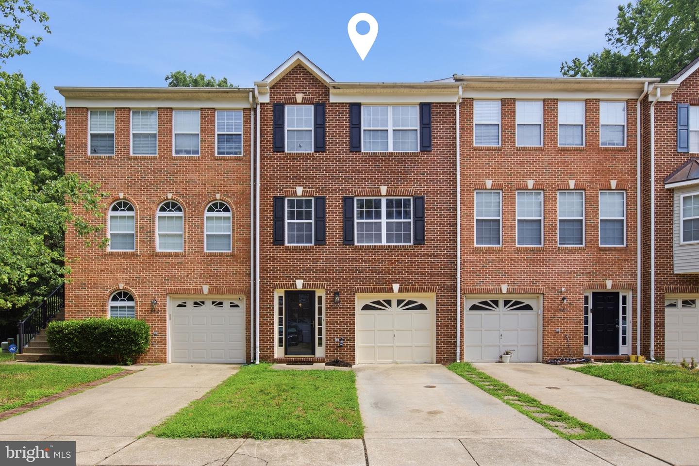 8012 Bullfinch Pl — photo