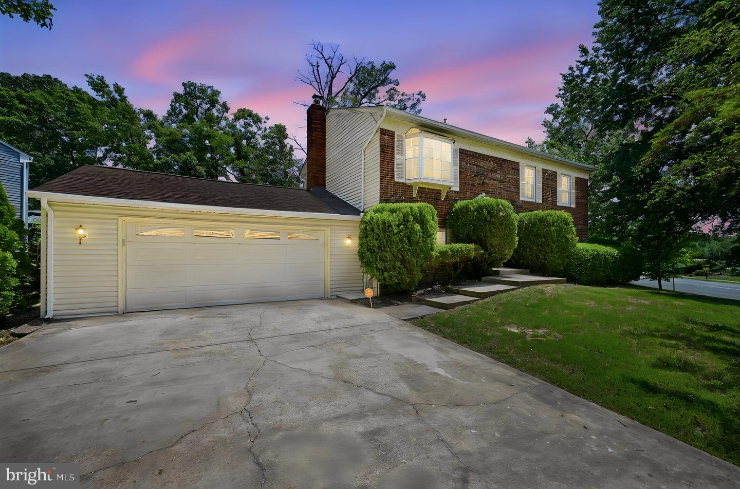 2302 Imperial Ct — photo
