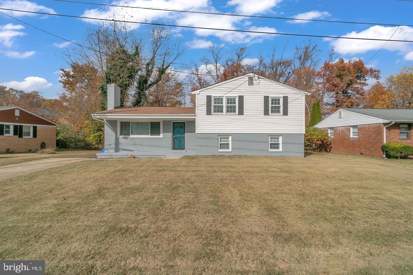 5 Maple St — photo