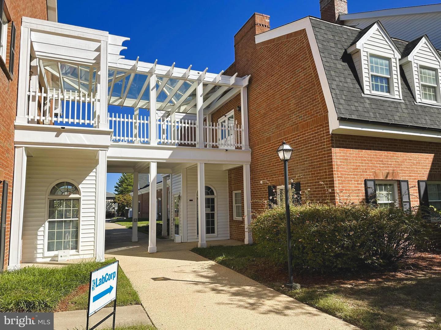 11350 Pembrooke Sq #F301 — photo
