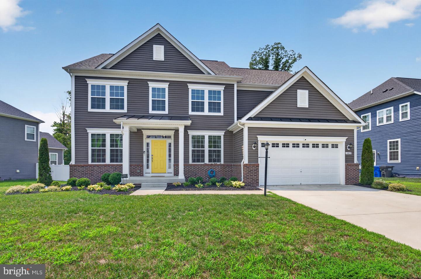 2409 Tree Vista Ct — photo