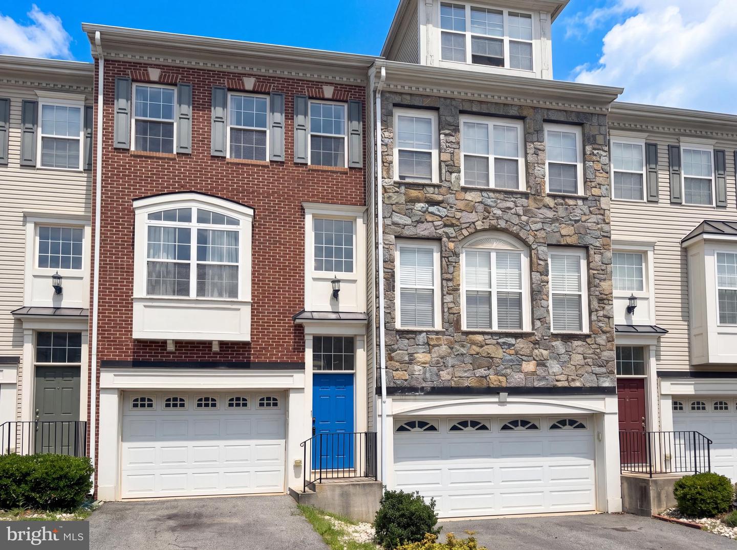 10 Lookout Dr — photo