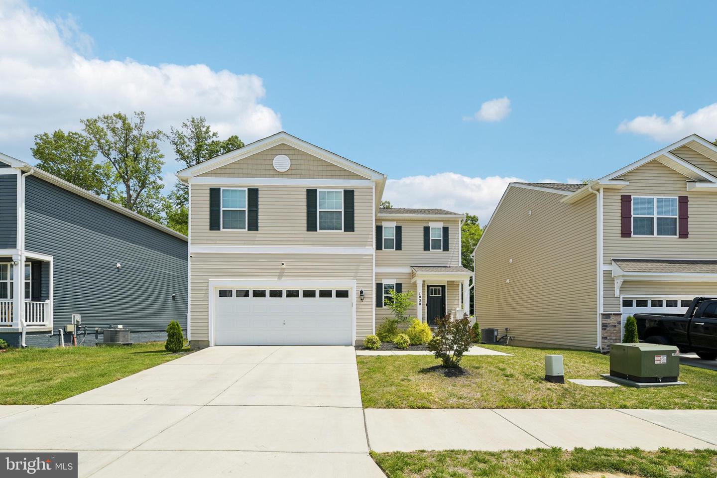 1030 Merry Elm Ln — photo