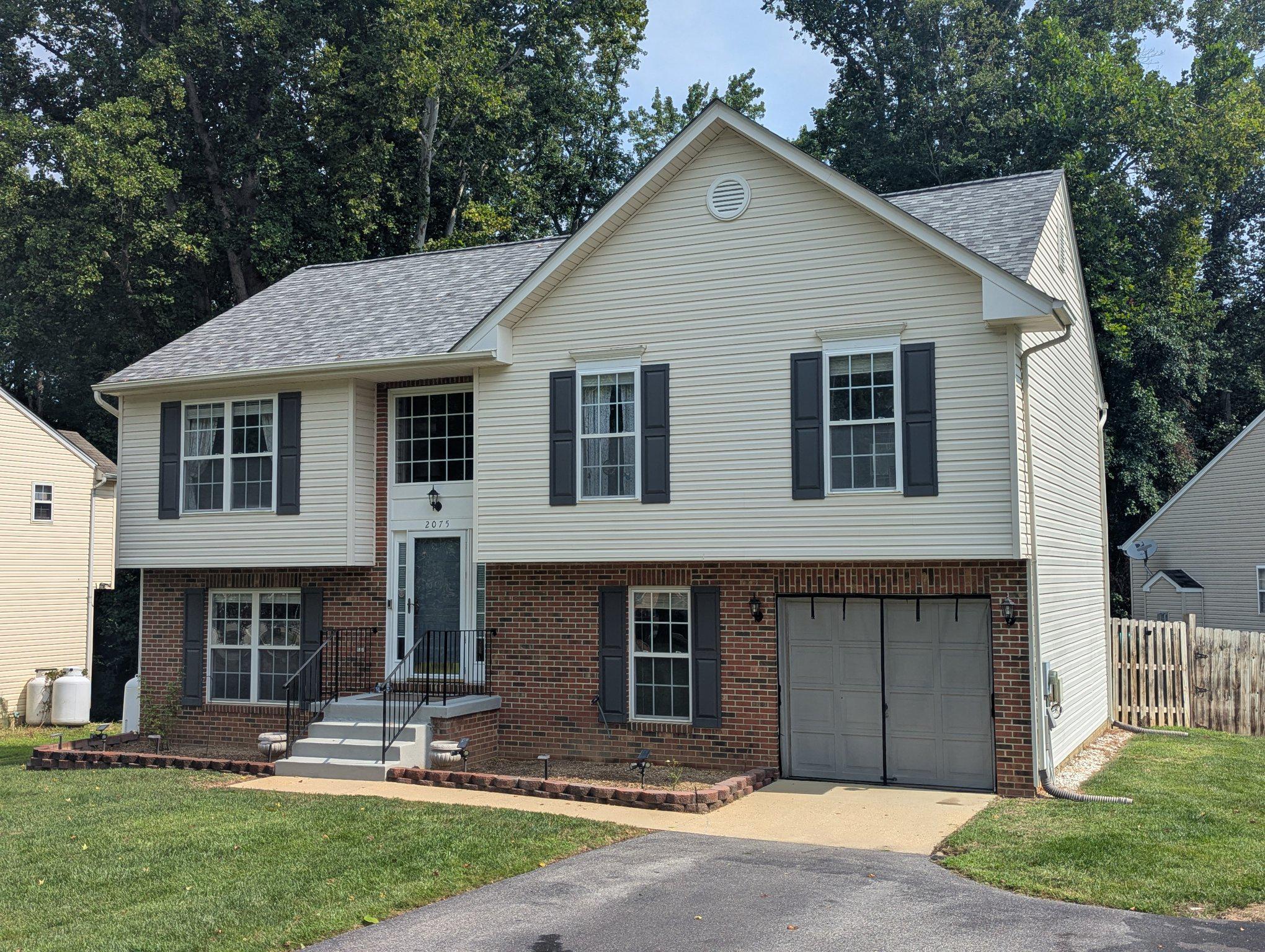 2075 Matta View Pl — photo