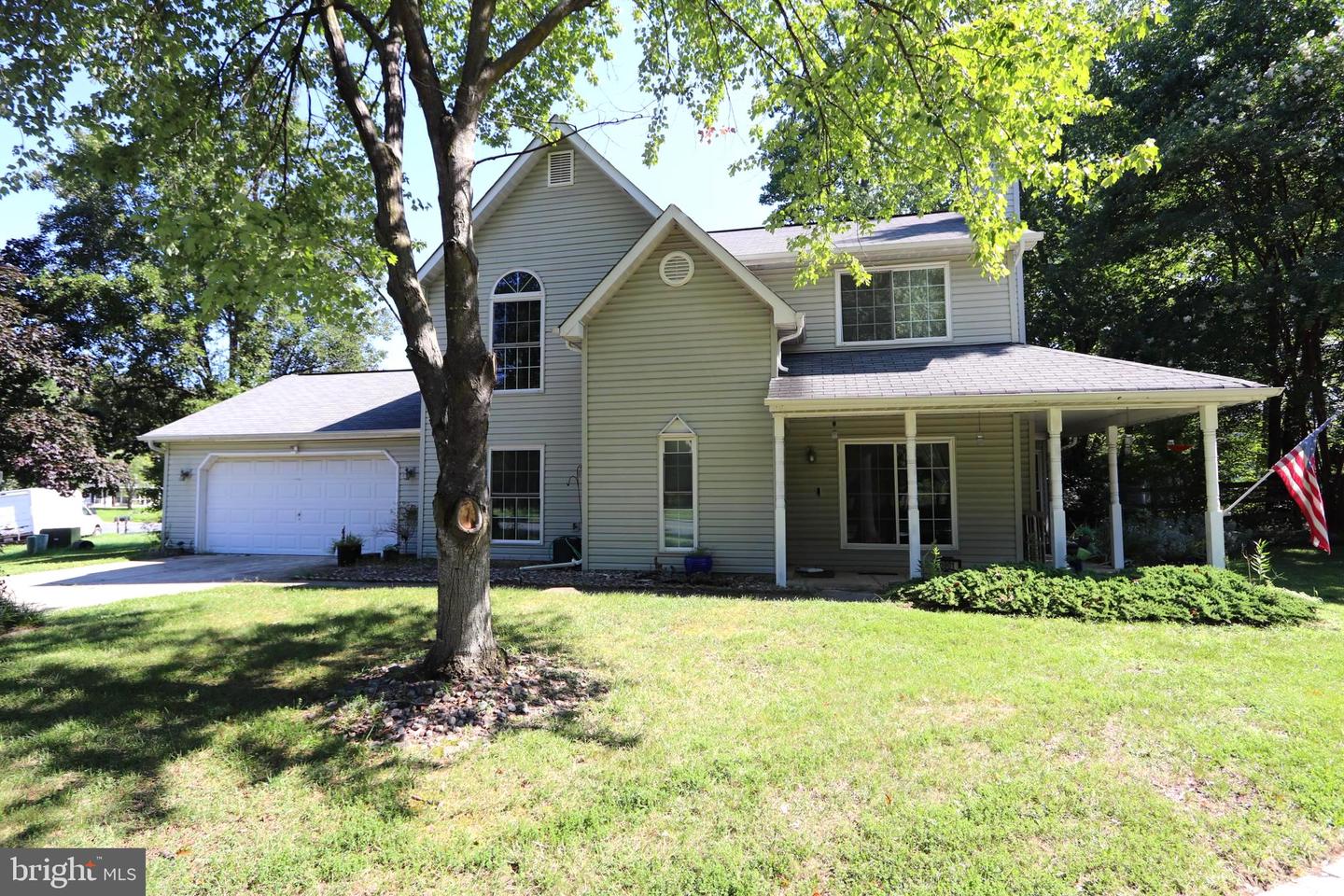 6901 Impala Ct — photo