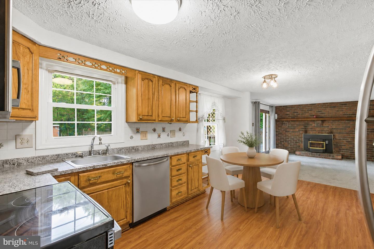 3003 Hickory Valley Dr — photo