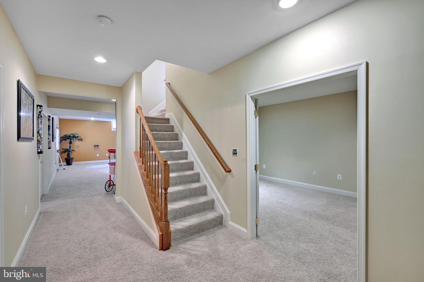 3368 Kilburn Ct — photo