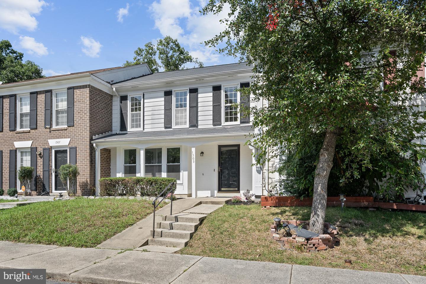 1505 Bryan Ct — photo
